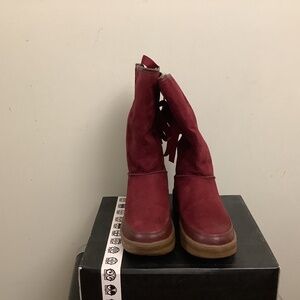 Thick sole Ribbon Back Tie Up Boot